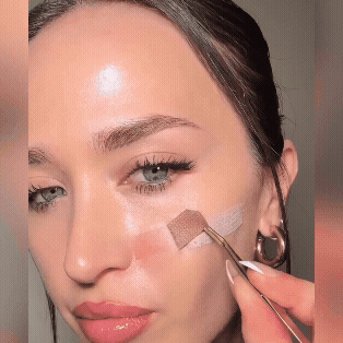 Fond de teint 2-en-1 avec pinceau intégré